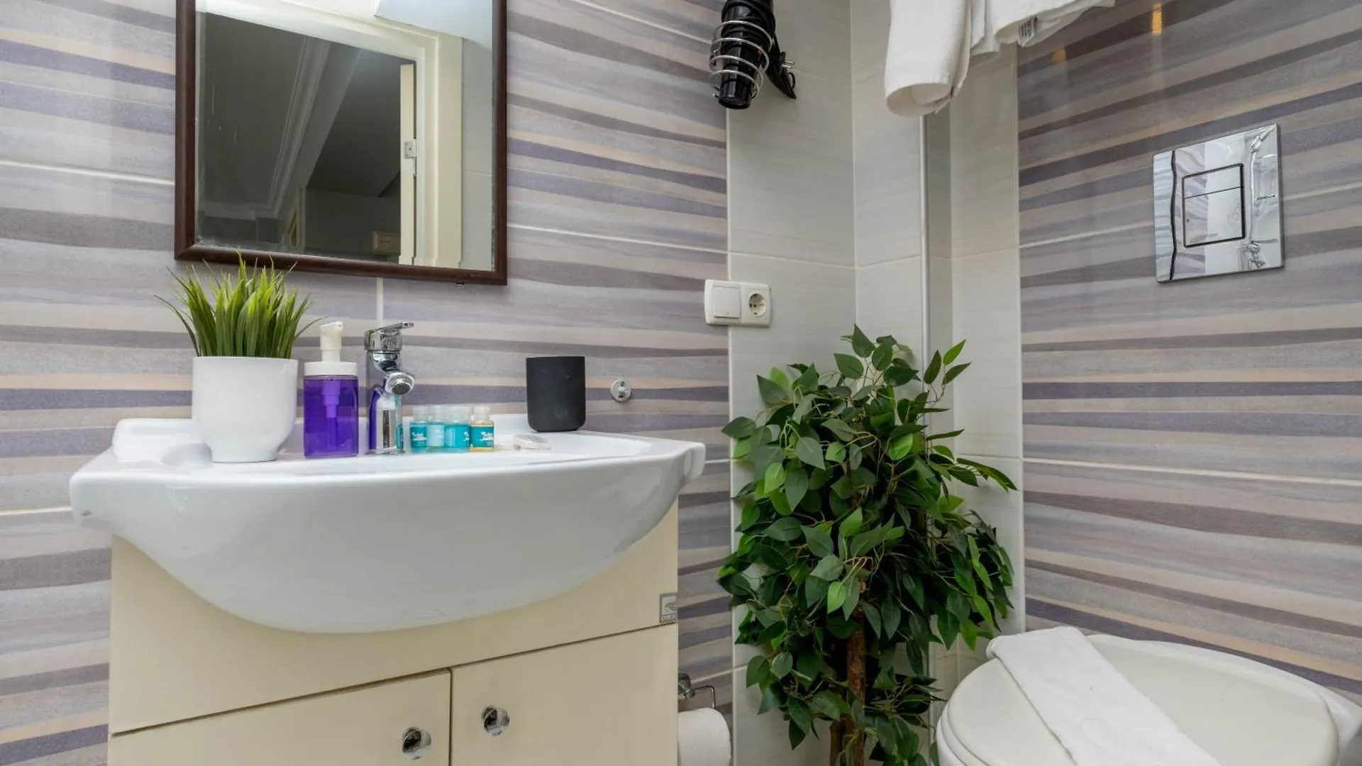 *** Hotel Vg Suite Taksim Istanbul Turkey